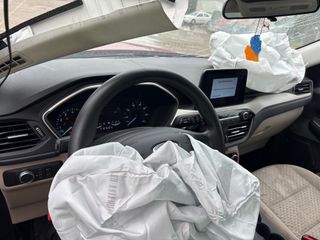 2021 Ford Escape SE - Interior Full Dashboard Image